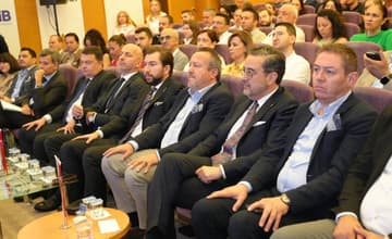 Denizli İhracatçılar Birliği'nde Gerçekleştirilen "Büyümenin Yeni Kodları" Programında İhracat Stratejileri Ele Alındı