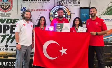 Denizli'nin Milli Dartçıları Avrupa Şampiyonu, Zehra Gemi Bronz Madalya Kazandı