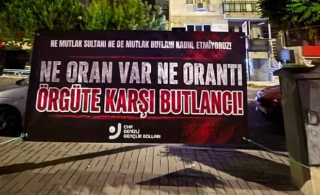 CHP Gençlik Kolları: Eski il binası iddiaları asılsız, pankart eylemi demokratik bir protestoydu