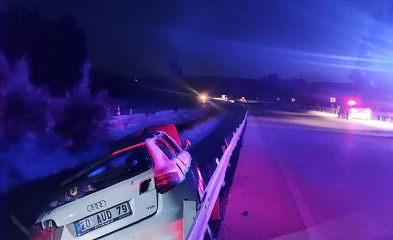 Afyonkarahisar'da Feci Kaza: 1 Kişi Hayatını Kaybetti, 3 Yaralı!